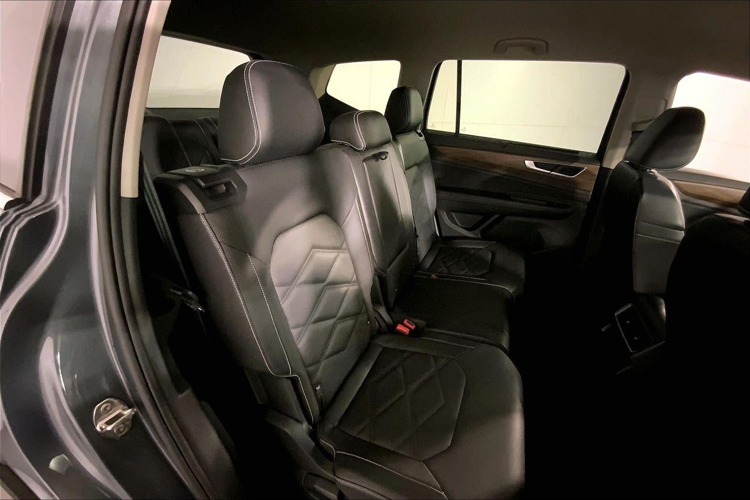 2025 Volkswagen Atlas 2.0T SE w/Technology