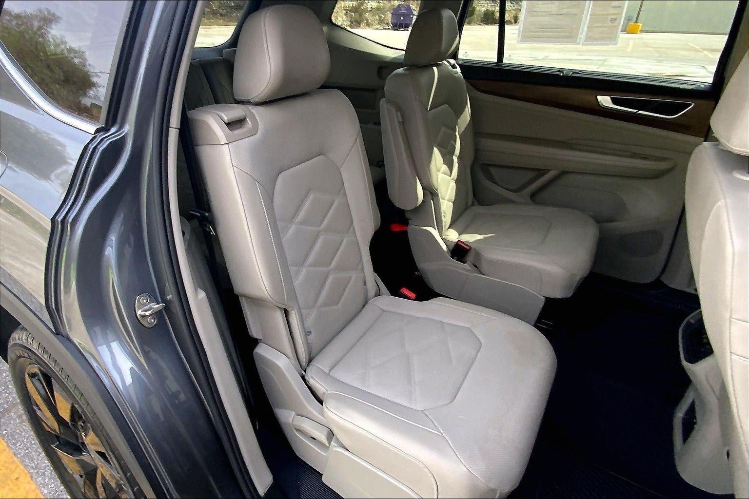 2024 Volkswagen Atlas 2.0T SE w/Technology