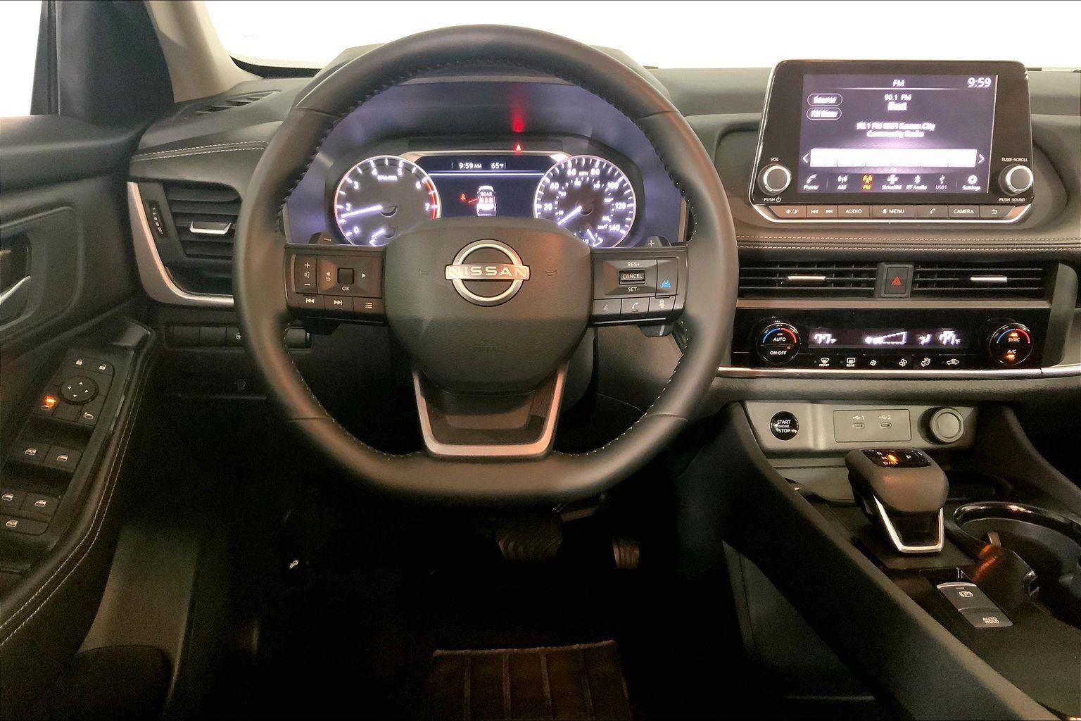 2025 Nissan Rogue SV