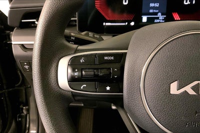 2025 Kia K5 LXS