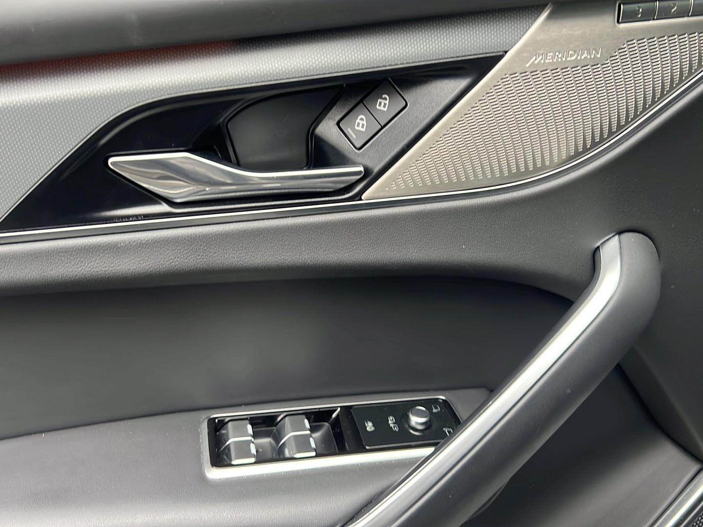 2023 Jaguar F-PACE SVR