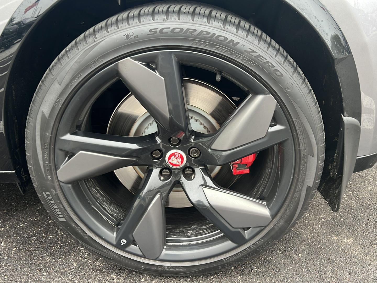 2023 Jaguar F-PACE SVR