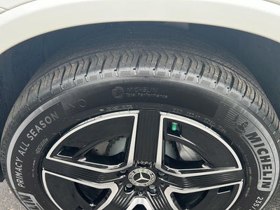 2025 Mercedes-Benz GLC GLC 300