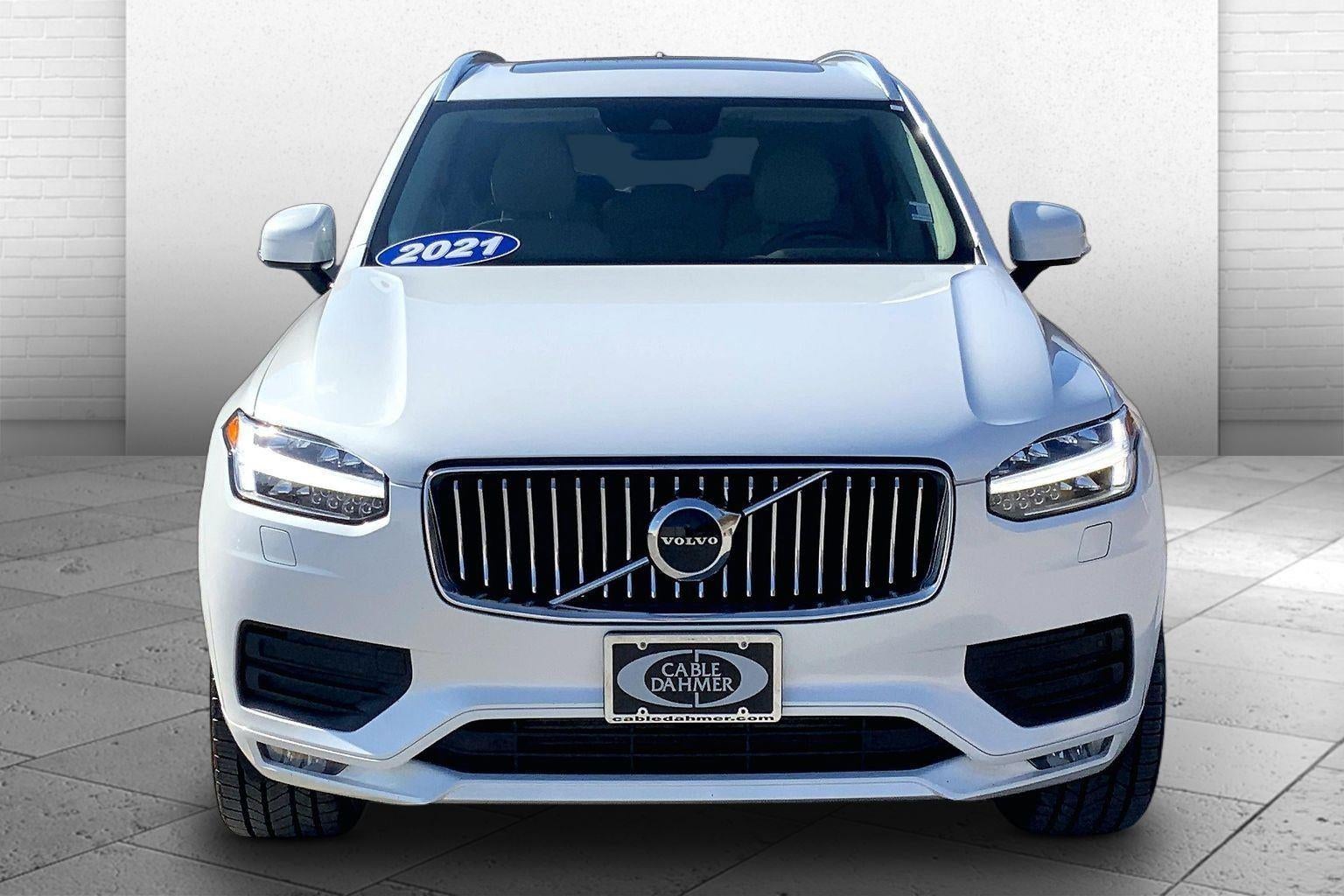 2021 Volvo XC90 Momentum