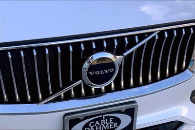 2021 Volvo XC90 Momentum