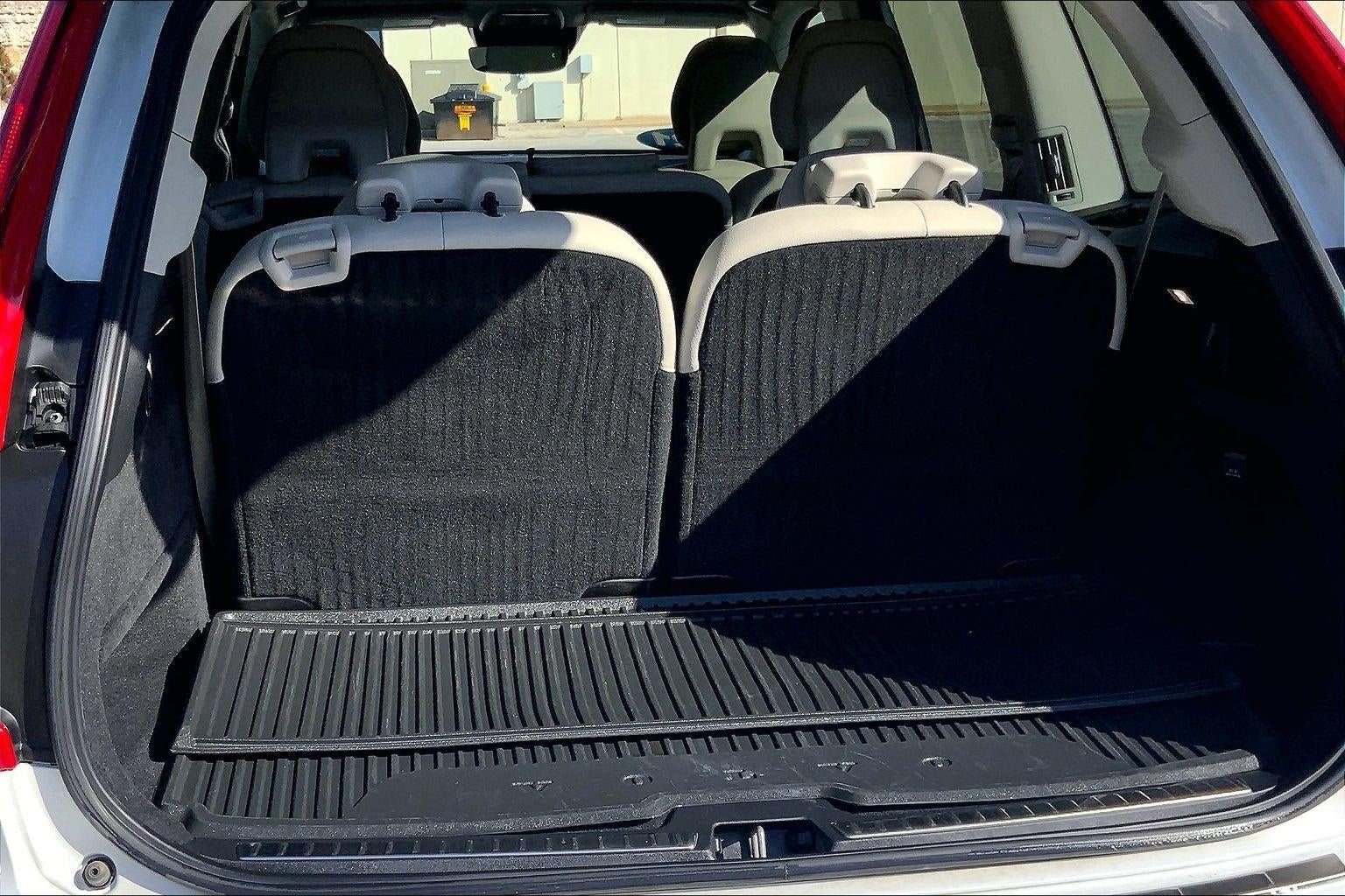 2021 Volvo XC90 Momentum