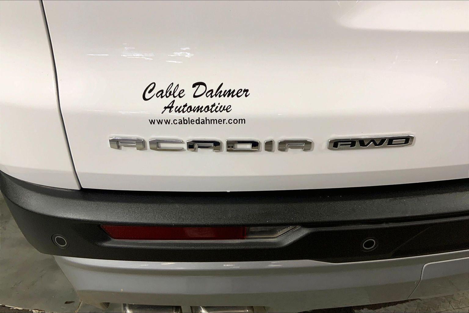2025 GMC Acadia Elevation