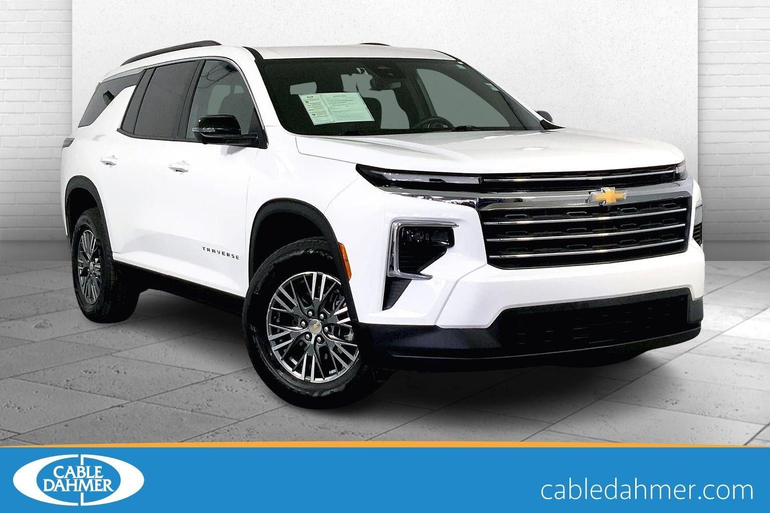 2024 Chevrolet Traverse LT