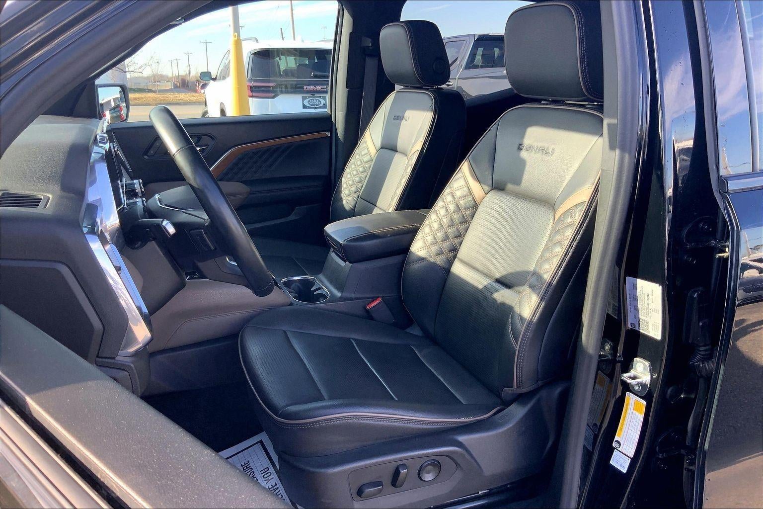 2023 GMC Canyon Denali