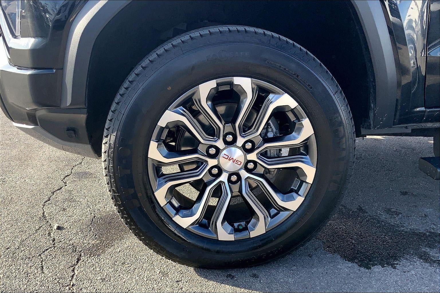 2023 GMC Canyon Denali