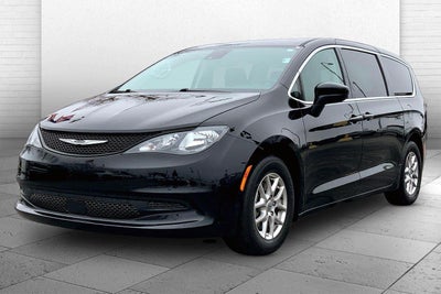 2024 Chrysler Voyager LX
