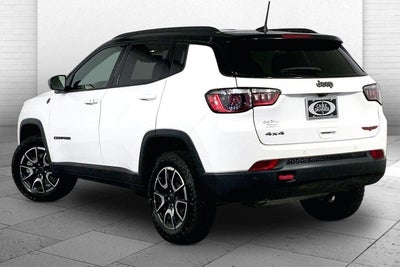 2025 Jeep Compass Trailhawk