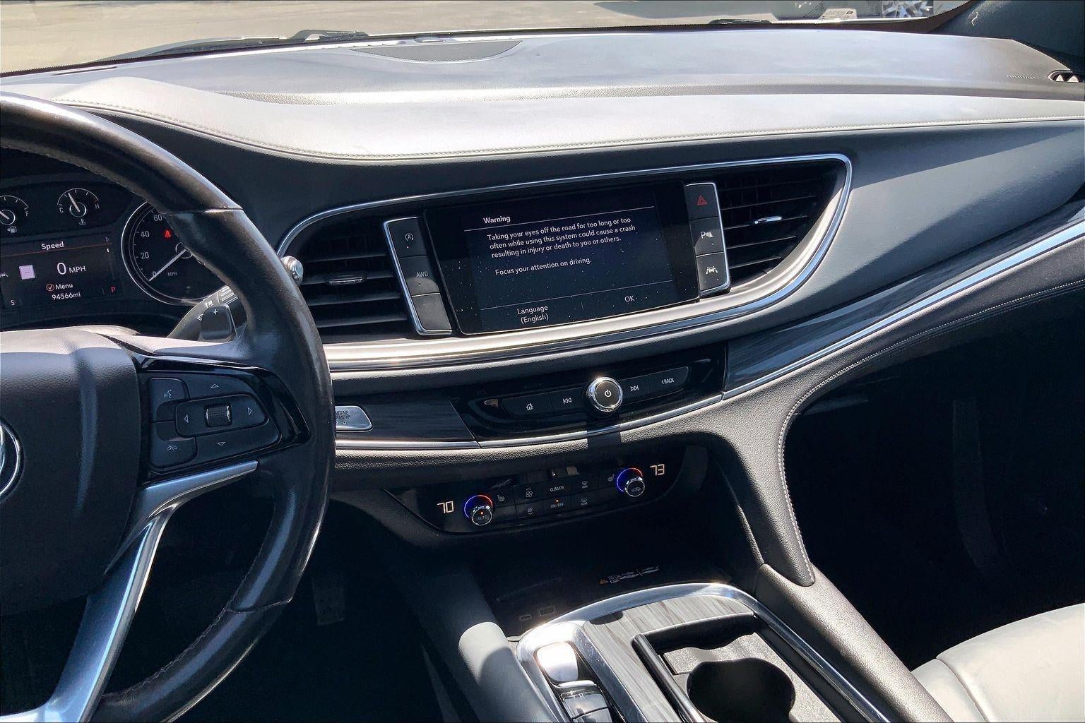 2023 Buick Enclave Essence