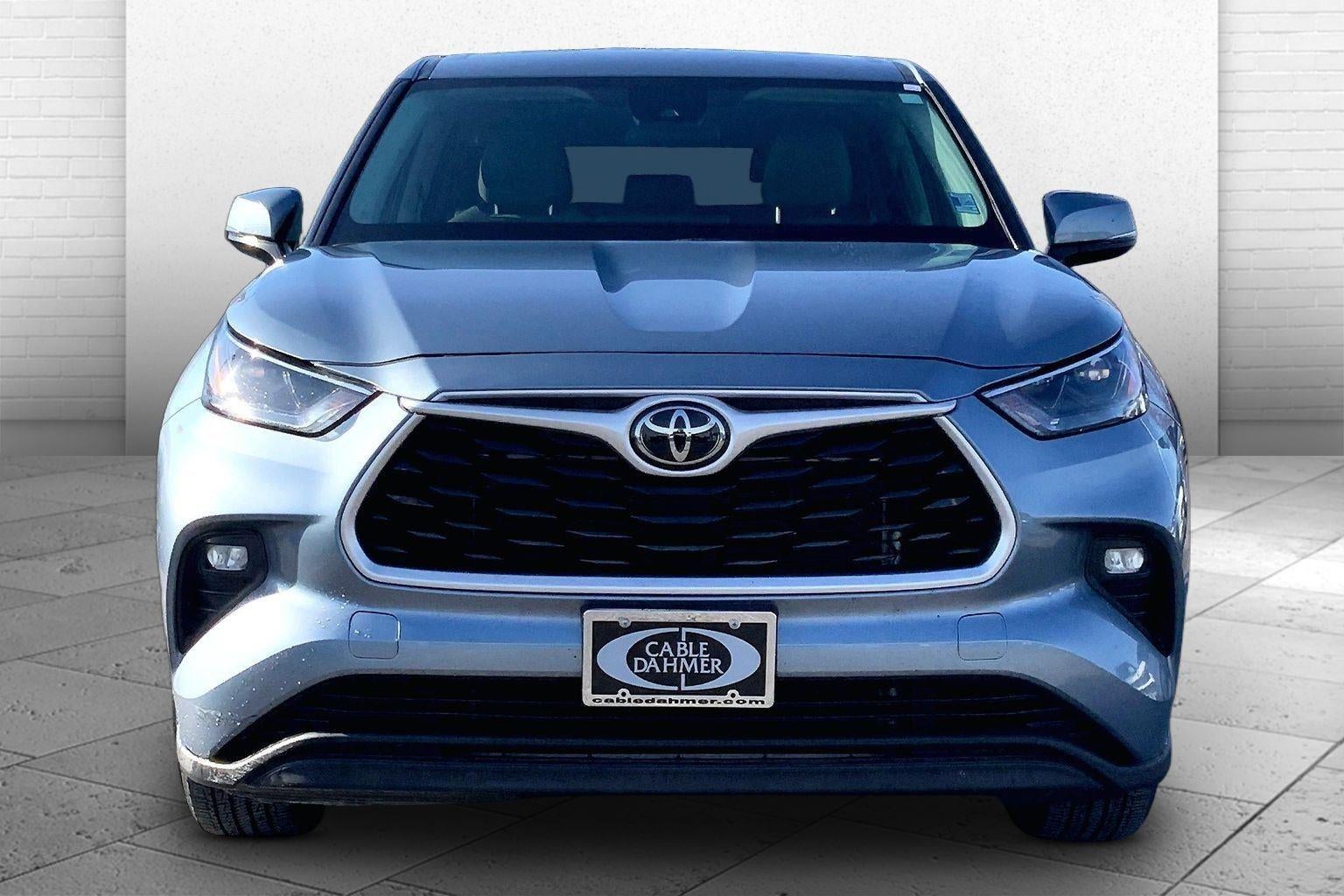2022 Toyota Highlander LE