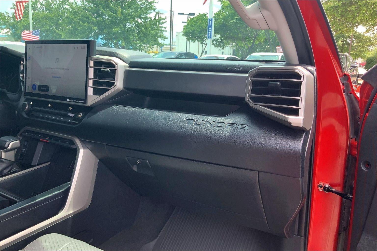 2022 Toyota Tundra 4WD SR5