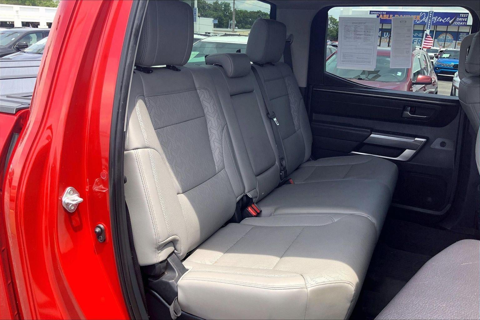 2022 Toyota Tundra 4WD SR5