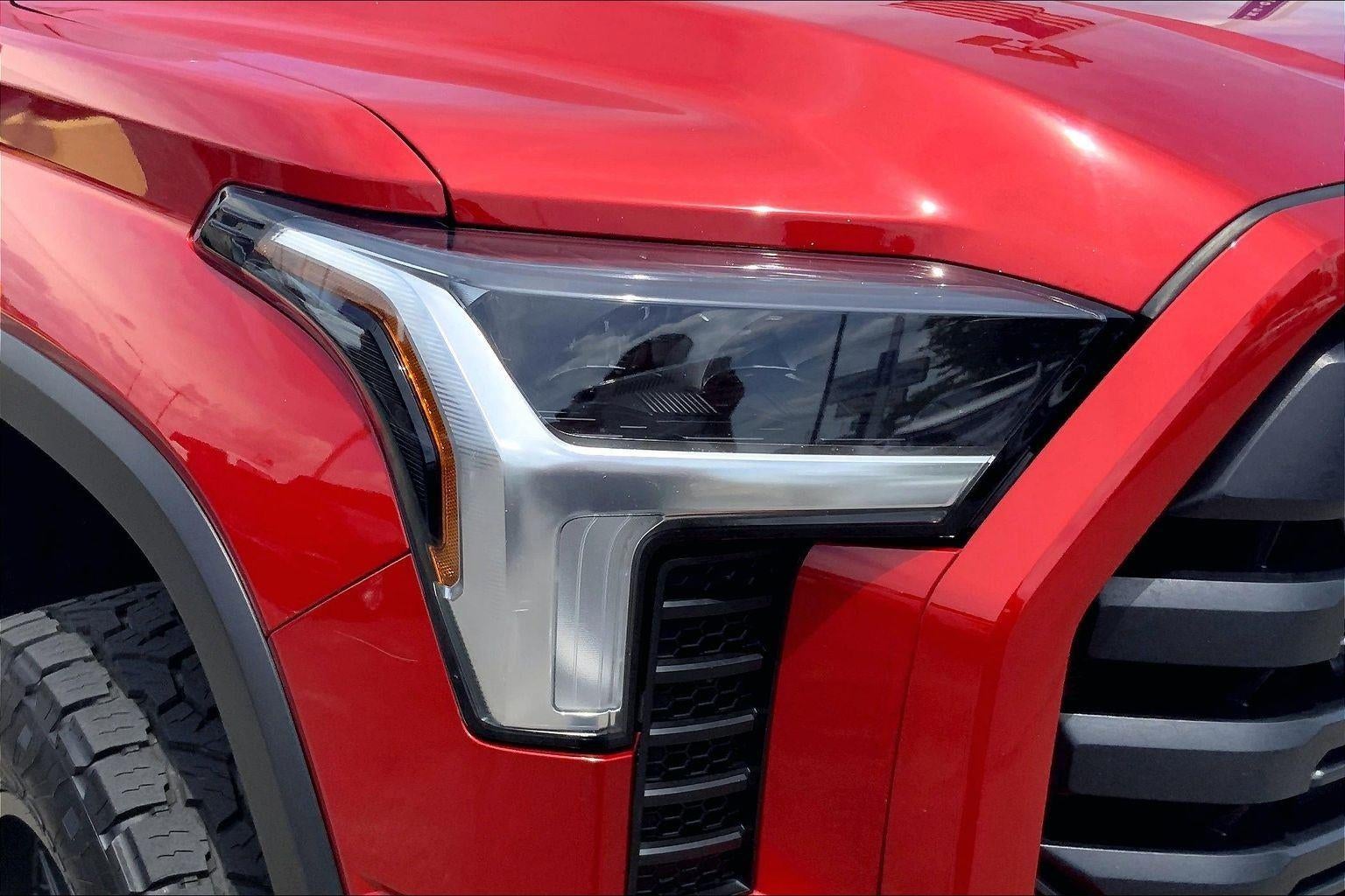 2022 Toyota Tundra 4WD SR5