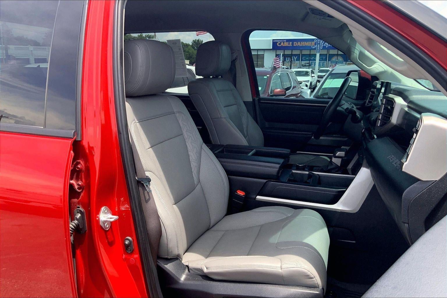 2022 Toyota Tundra 4WD SR5