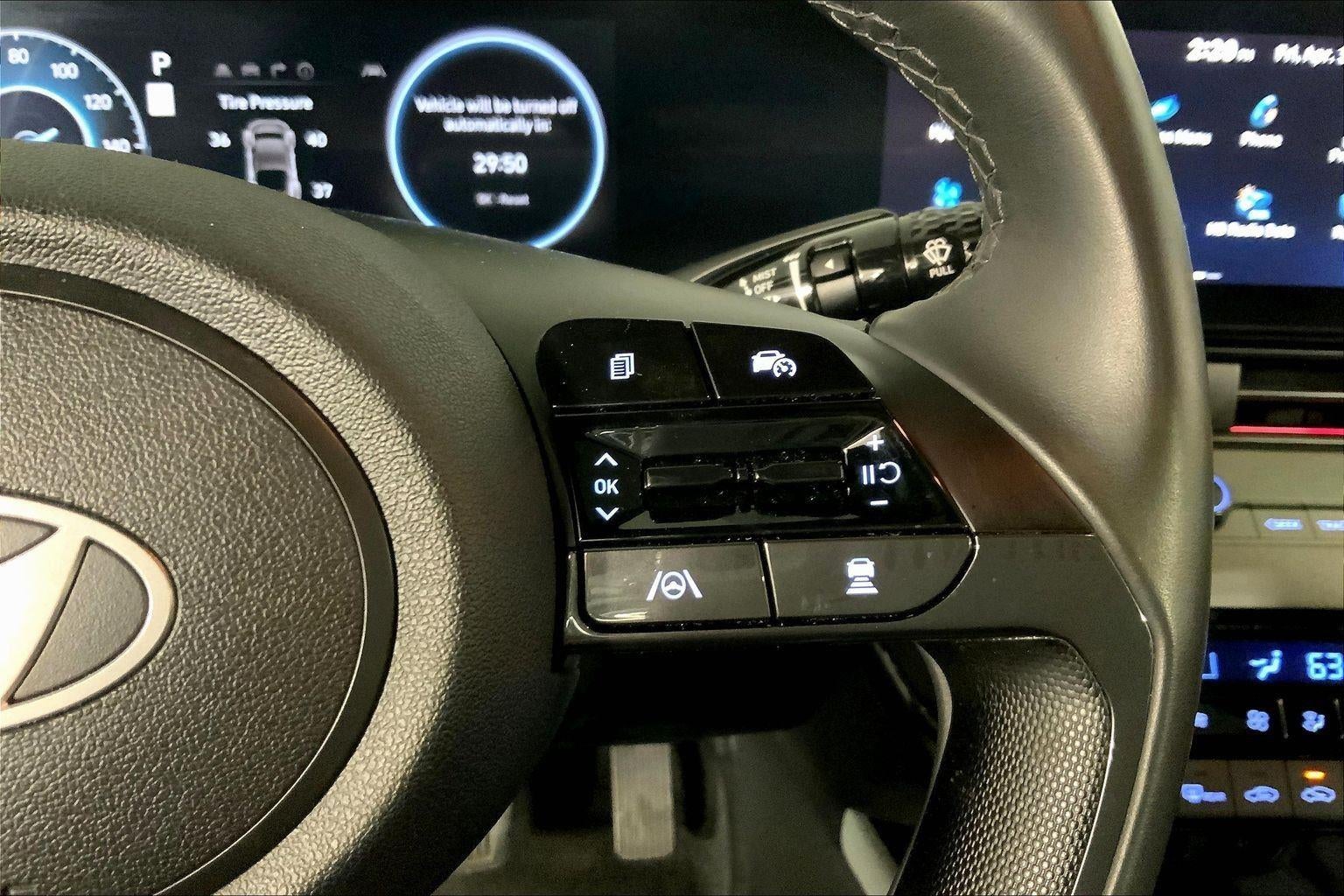 2025 Hyundai Elantra Hybrid Limited