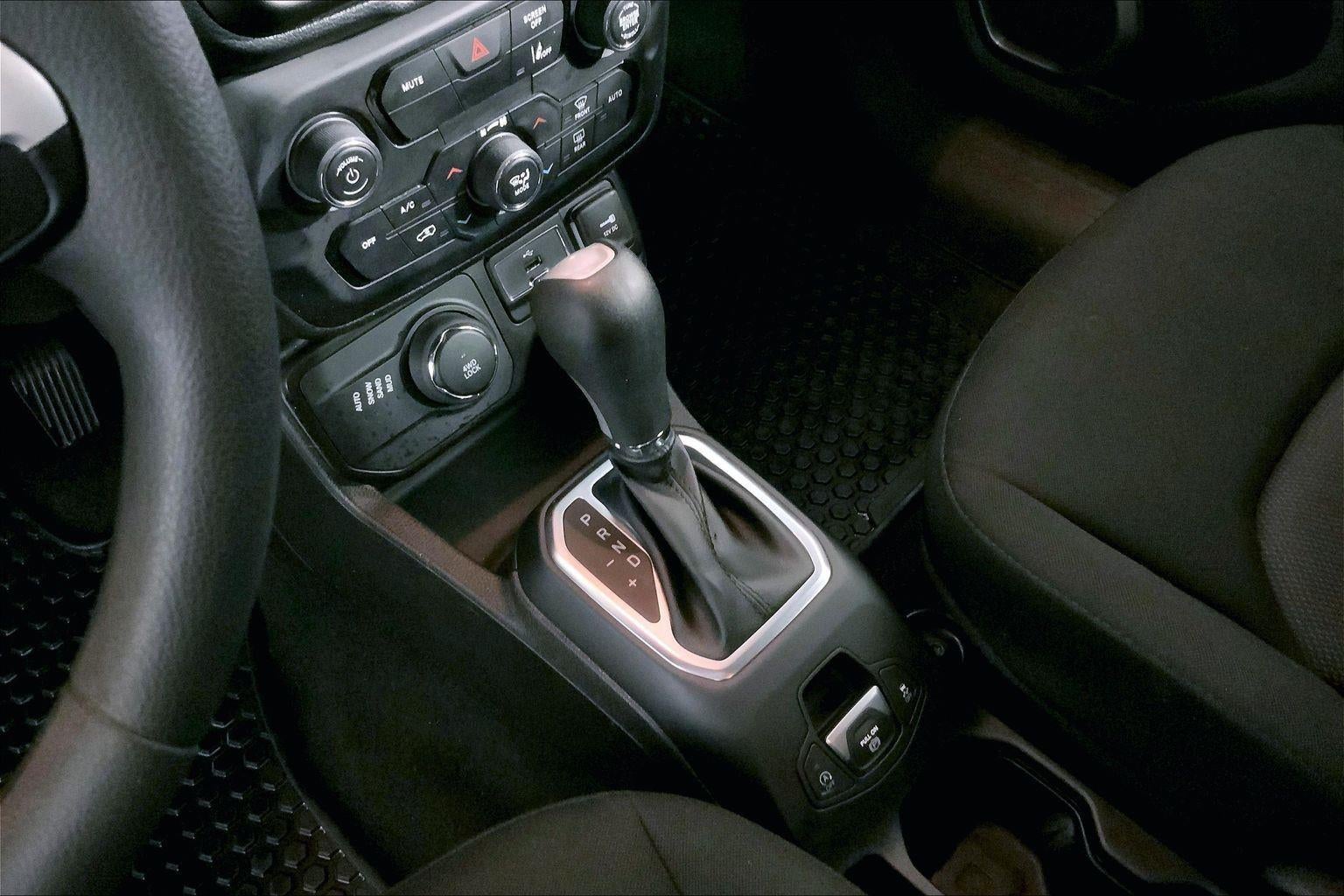 2023 Jeep Renegade Latitude