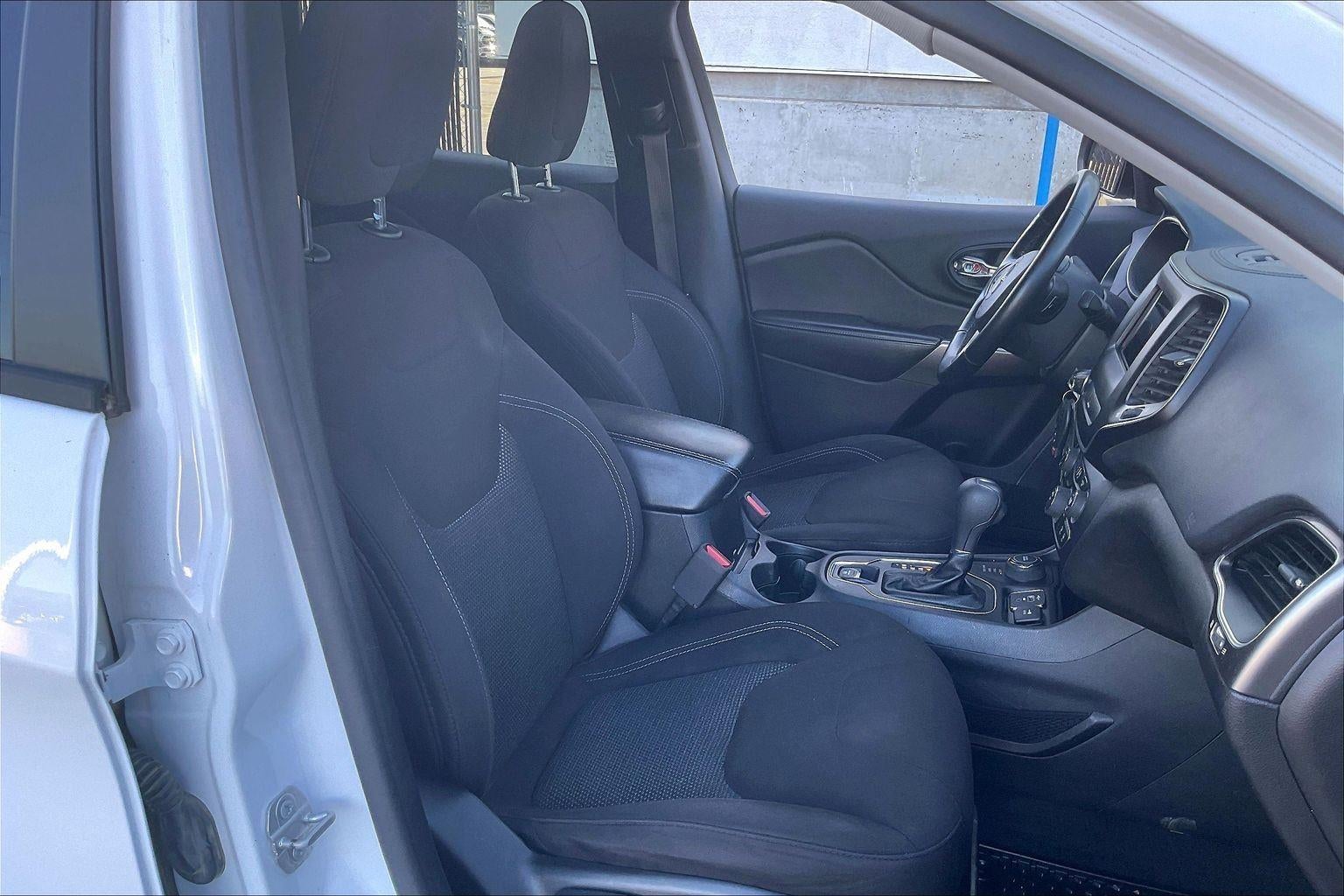 2020 Jeep Cherokee Latitude