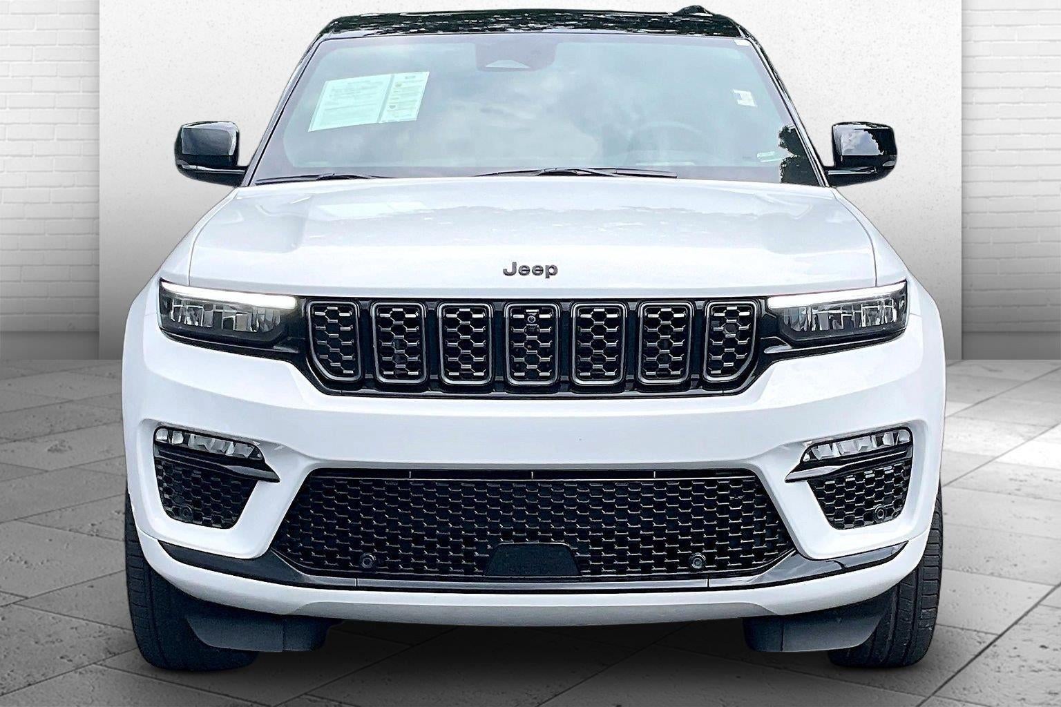 Used 2025 Jeep Grand Cherokee Summit Reserve with VIN 1C4RJHEG0S8752732 for sale in Kansas City