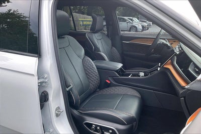2025 Jeep Grand Cherokee Summit Reserve