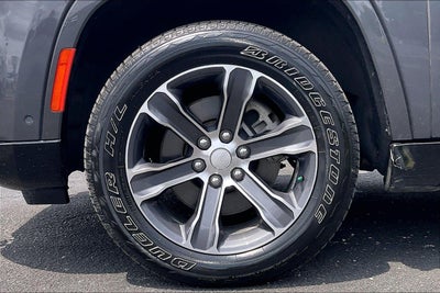 2023 Jeep Grand Wagoneer L 4DR 4WD