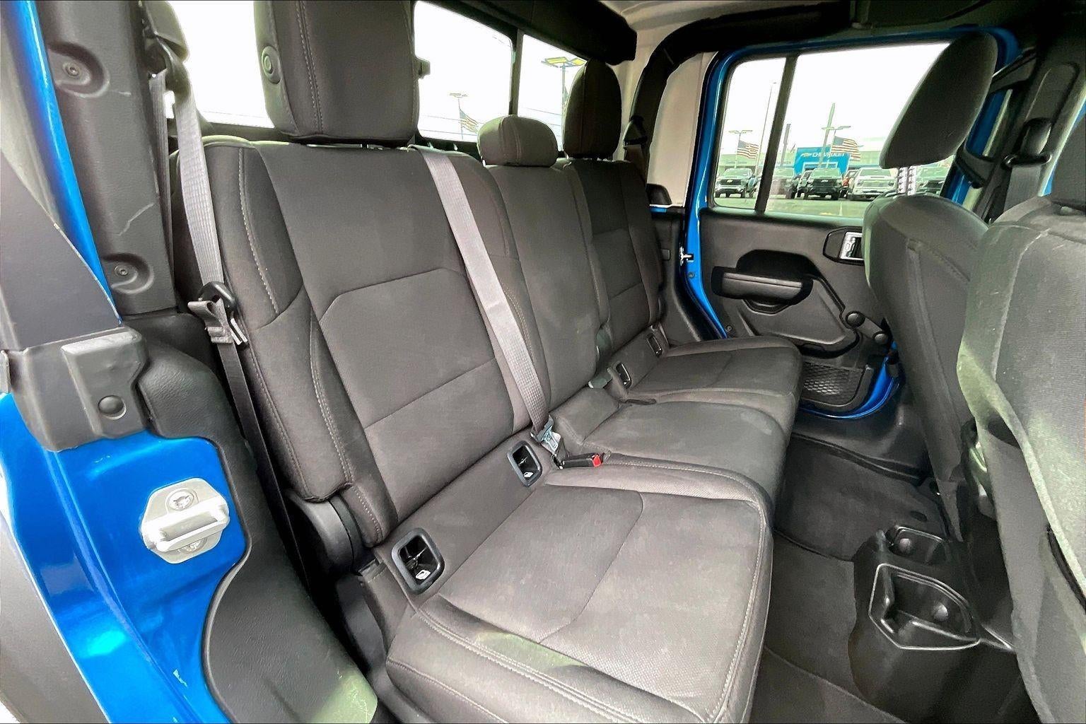 2023 Jeep Gladiator Sport