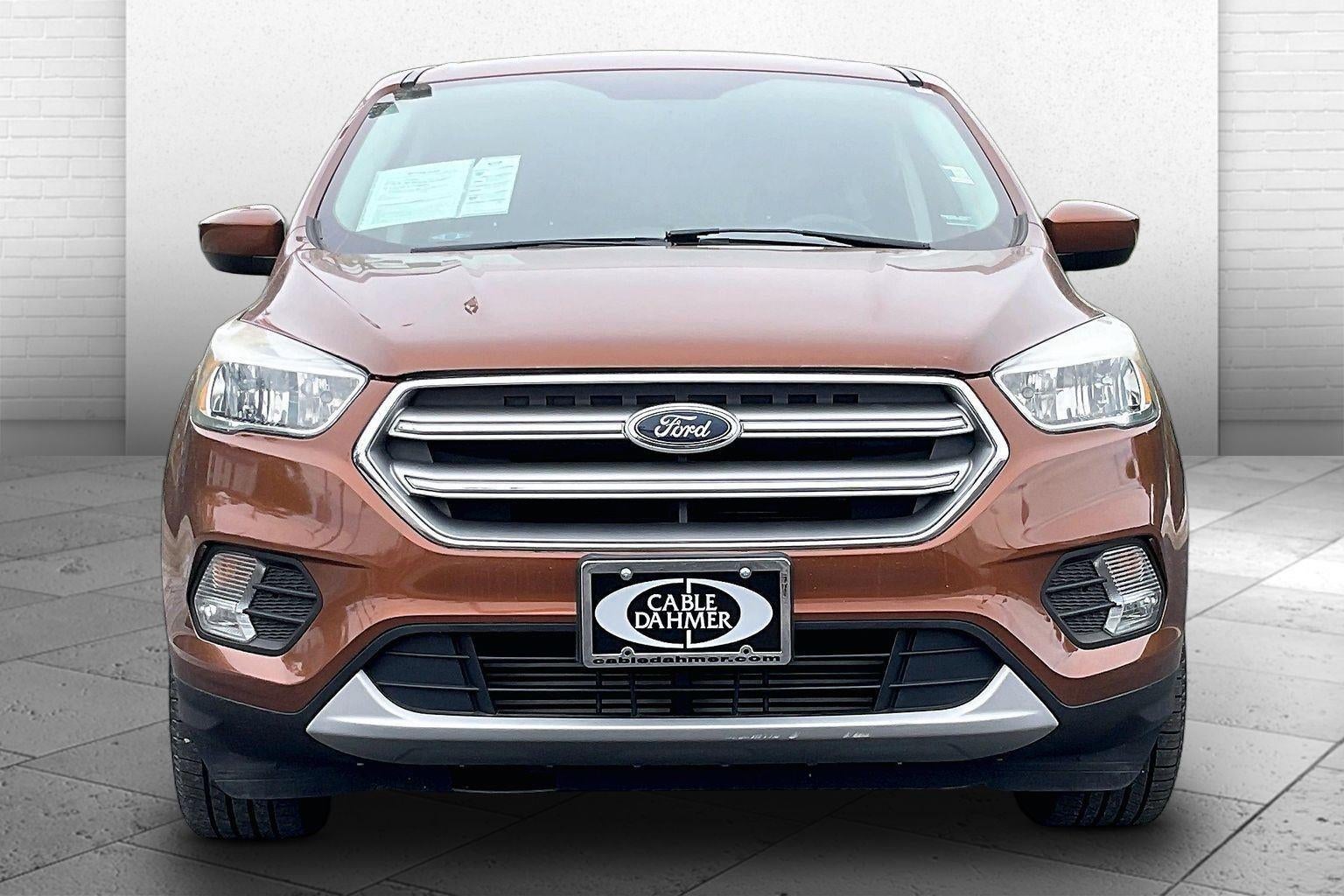 Used 2017 Ford Escape SE with VIN 1FMCU9G92HUC34229 for sale in Kansas City