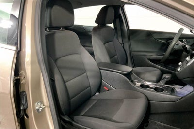 2025 Chevrolet Malibu LS