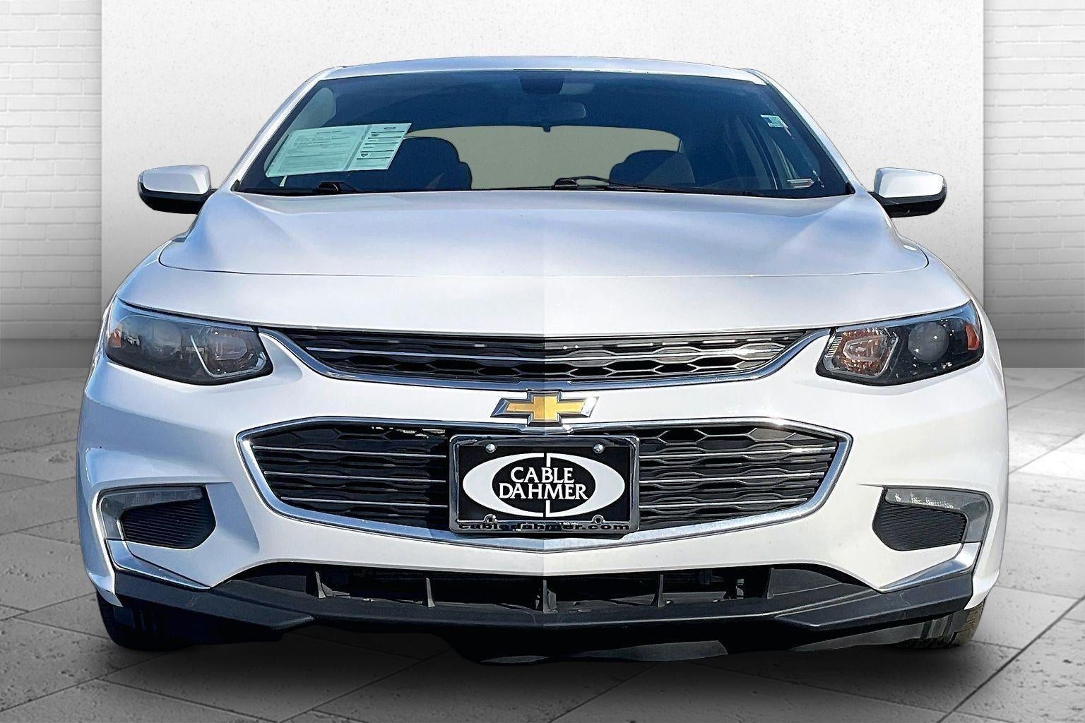 Used 2018 Chevrolet Malibu 1LT with VIN 1G1ZD5ST6JF248213 for sale in Kansas City