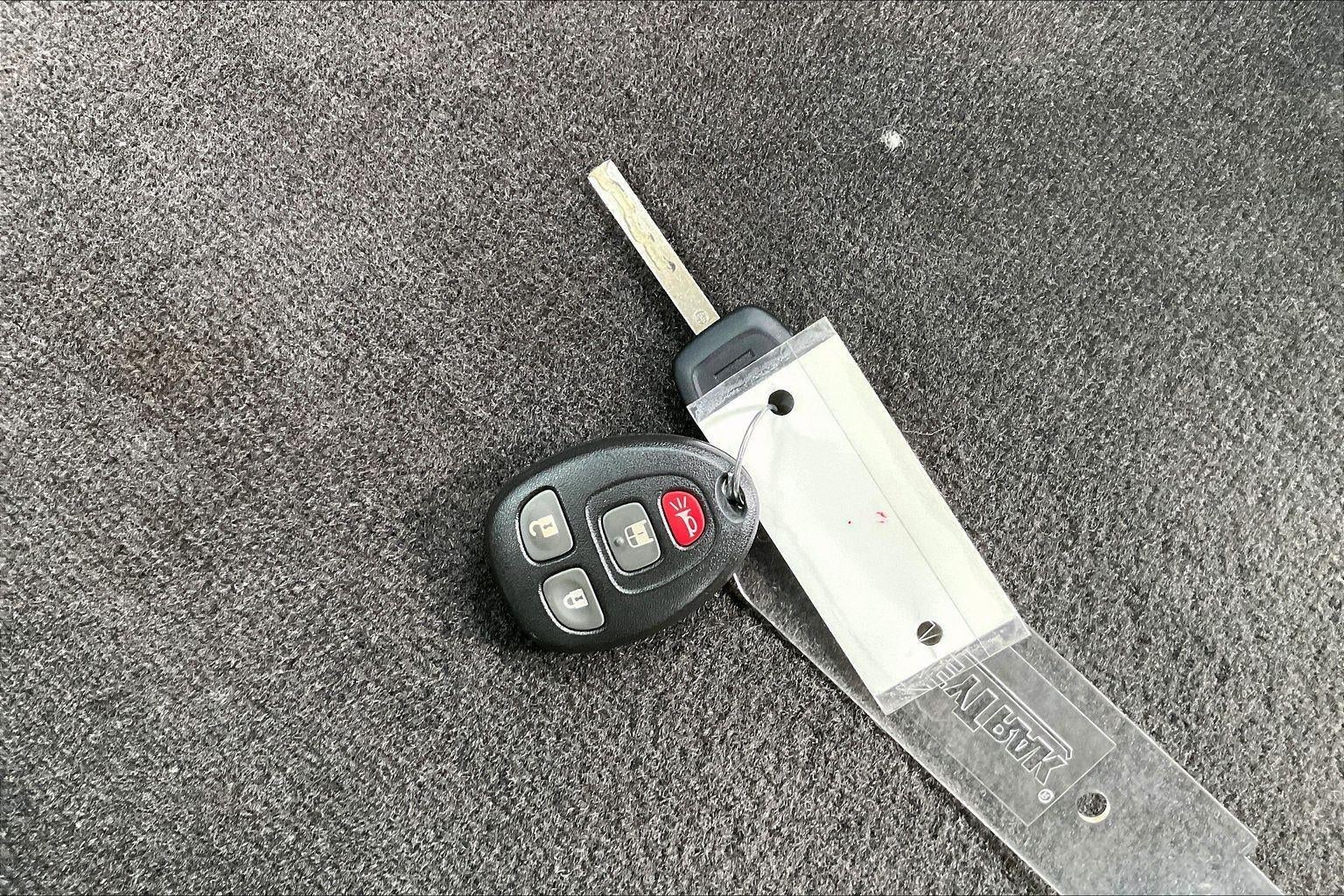 2025 Chevrolet Express Passenger 1LT