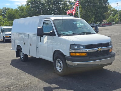 2025 Chevrolet Express Cutaway 3500 1WT