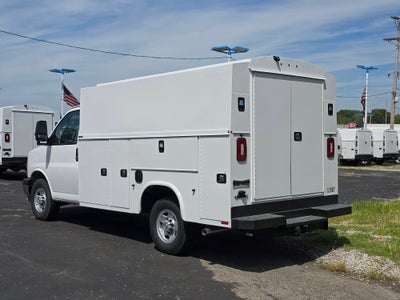 2025 Chevrolet Express Cutaway 3500 1WT