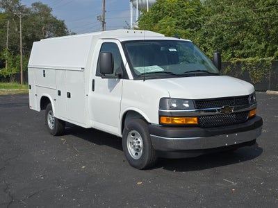 2025 Chevrolet Express Cutaway 3500 1WT