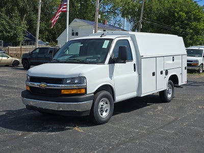 2025 Chevrolet Express Cutaway 3500 1WT