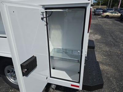 2025 Chevrolet Express Cutaway 3500 1WT