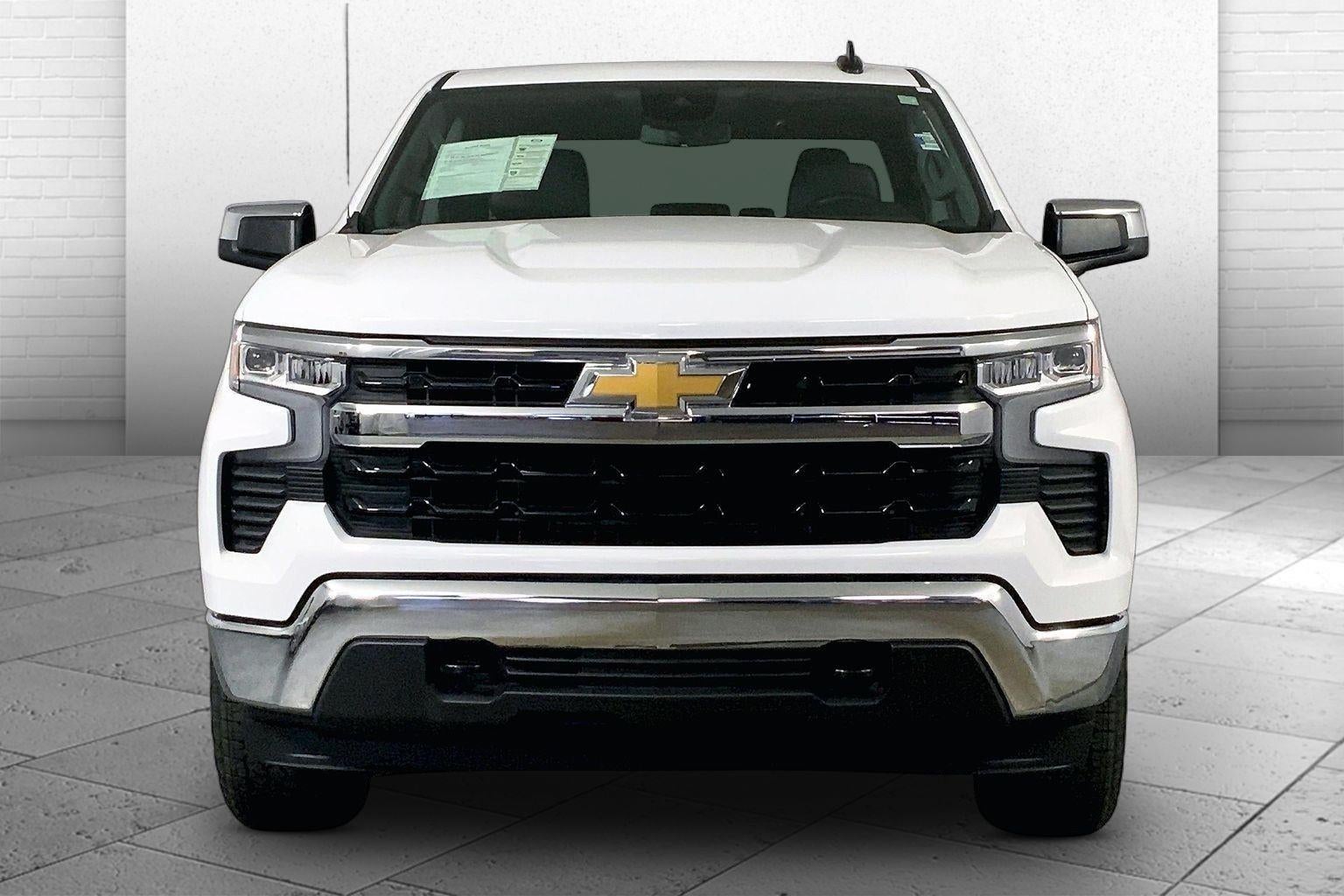 Used 2024 Chevrolet Silverado 1500 LT with VIN 1GCPDKEKXRZ297490 for sale in Kansas City