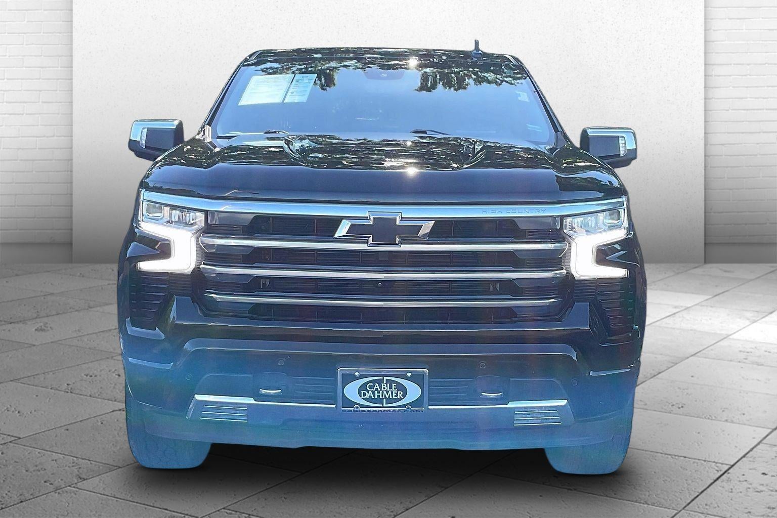 Used 2023 Chevrolet Silverado 1500 High Country with VIN 1GCUDJEL9PZ321703 for sale in Kansas City