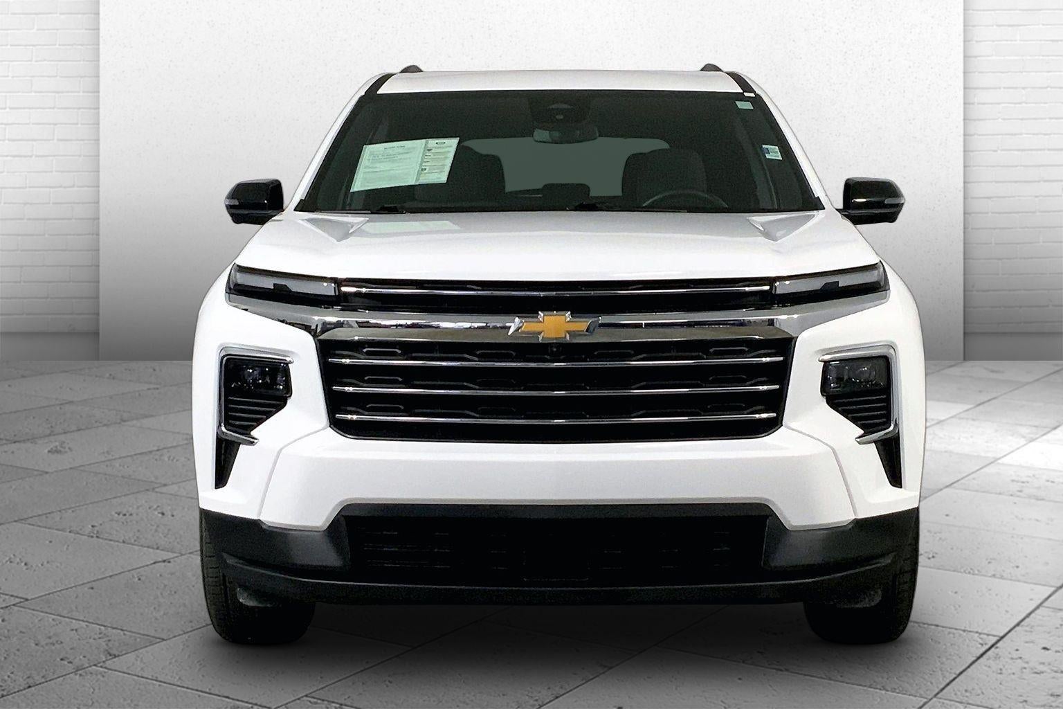 Used 2024 Chevrolet Traverse 1LT with VIN 1GNERGKS8RJ179633 for sale in Kansas City