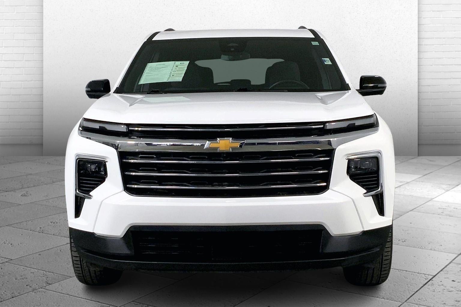 Used 2024 Chevrolet Traverse 1LT with VIN 1GNERGKS9RJ158046 for sale in Kansas City