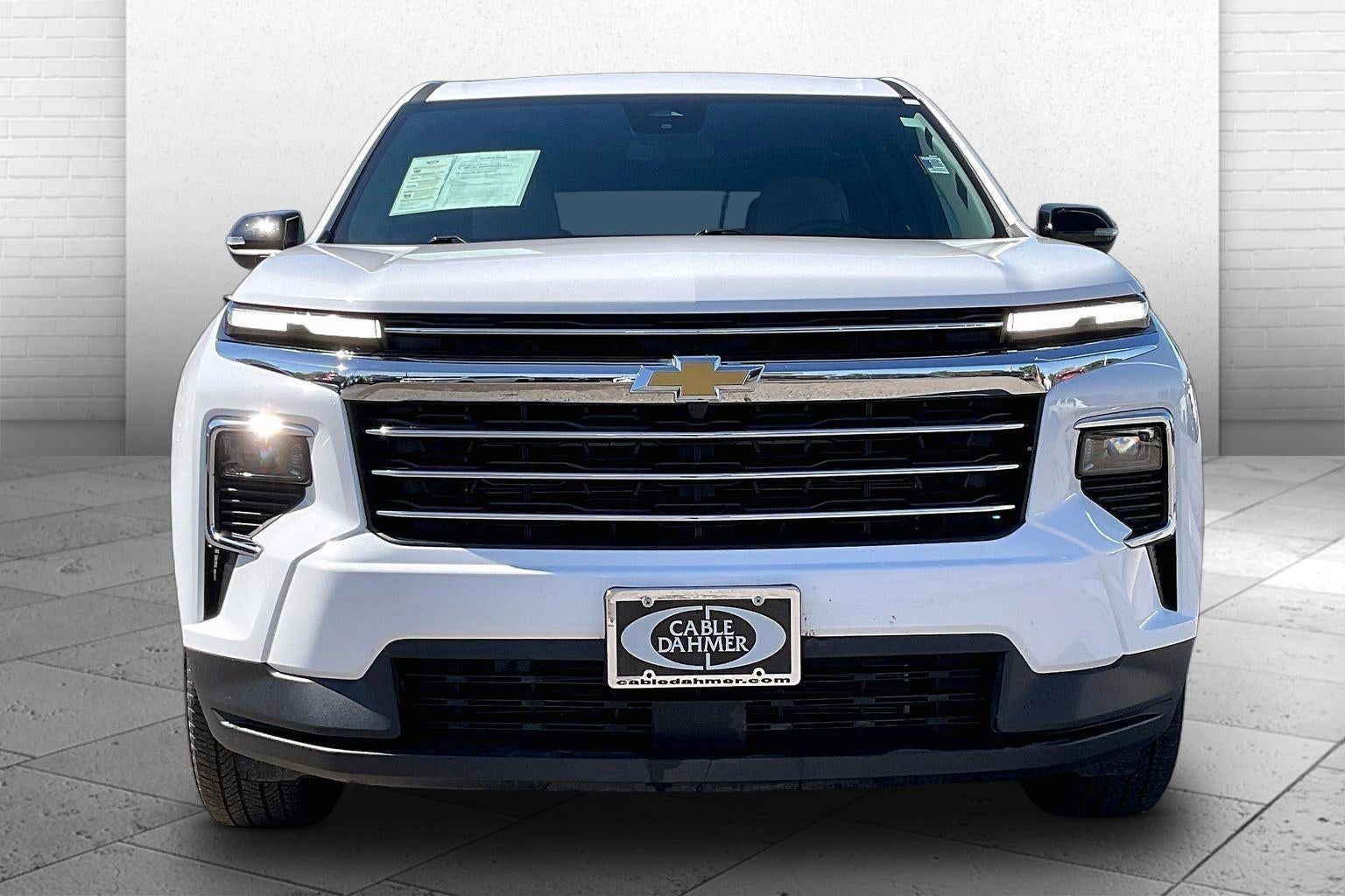 Used 2025 Chevrolet Traverse LT with VIN 1GNEVGRS2SJ267374 for sale in Kansas City
