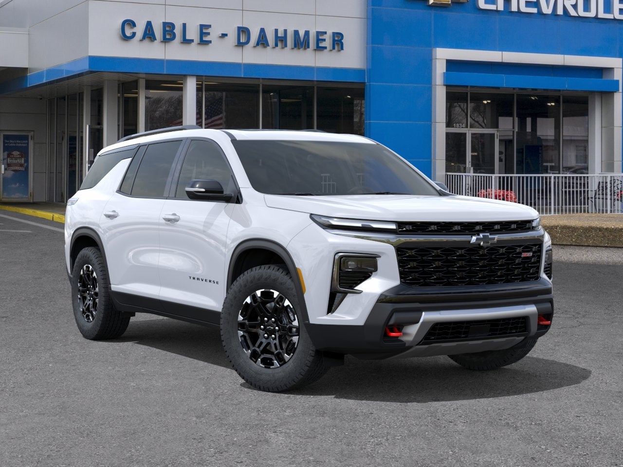 2027 Chevrolet Traverse Z71 - Photo 7