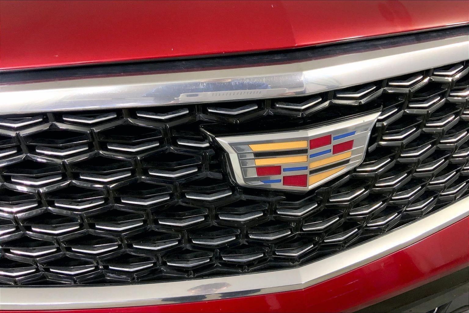 2024 Cadillac XT4 Premium Luxury