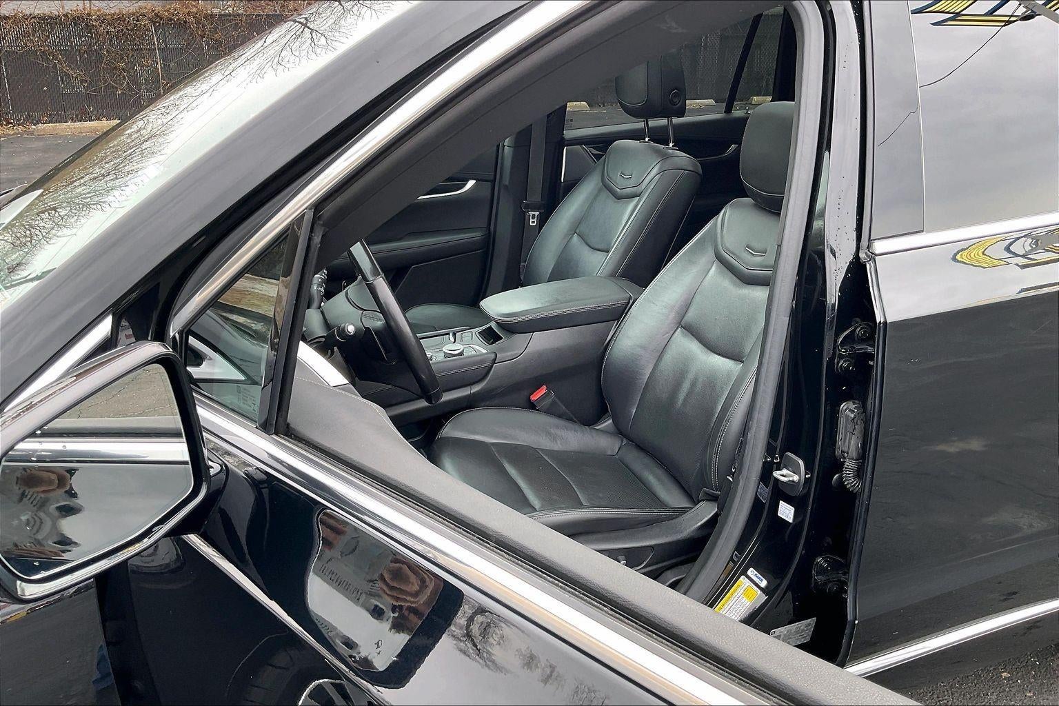 2020 Cadillac XT6 Premium Luxury