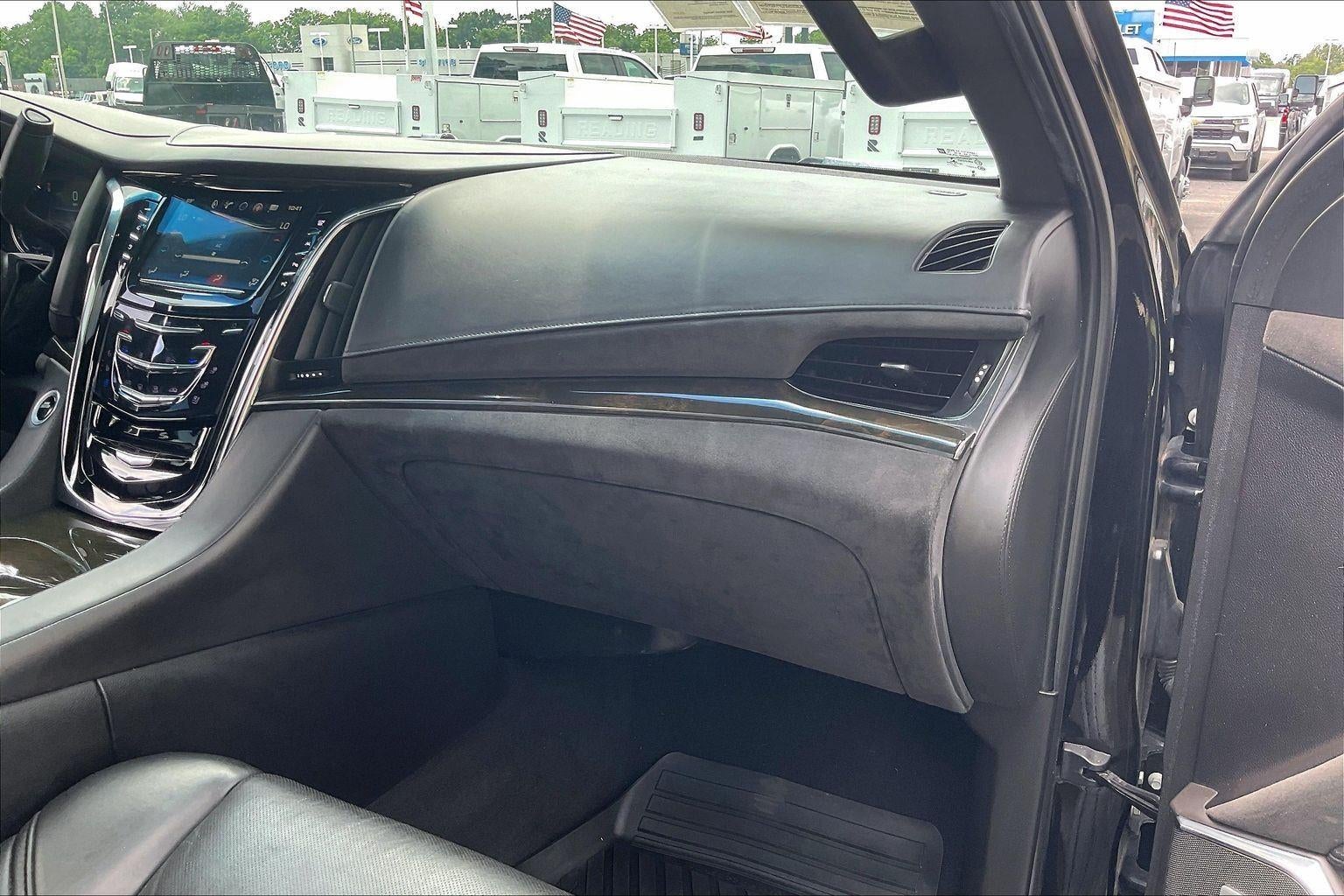 2018 Cadillac Escalade Platinum