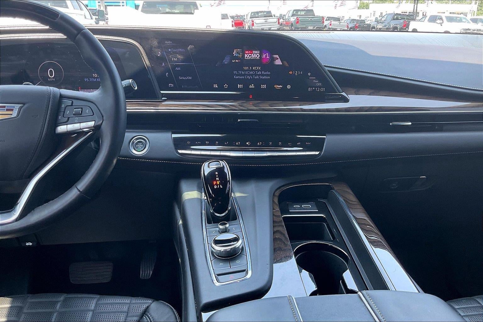 2024 Cadillac Escalade Sport Platinum