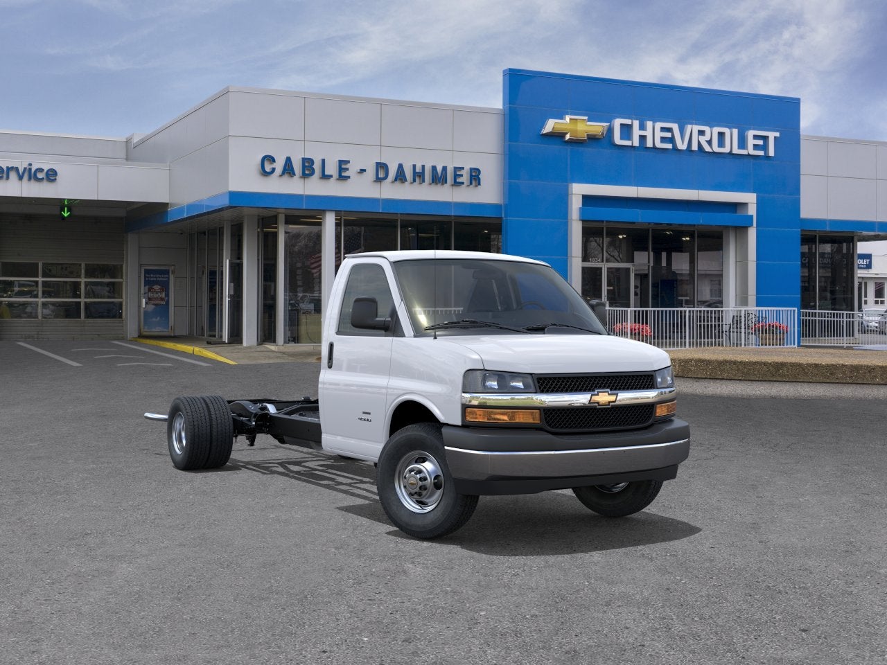 2026 Chevrolet Express Cutaway 3500 1WT