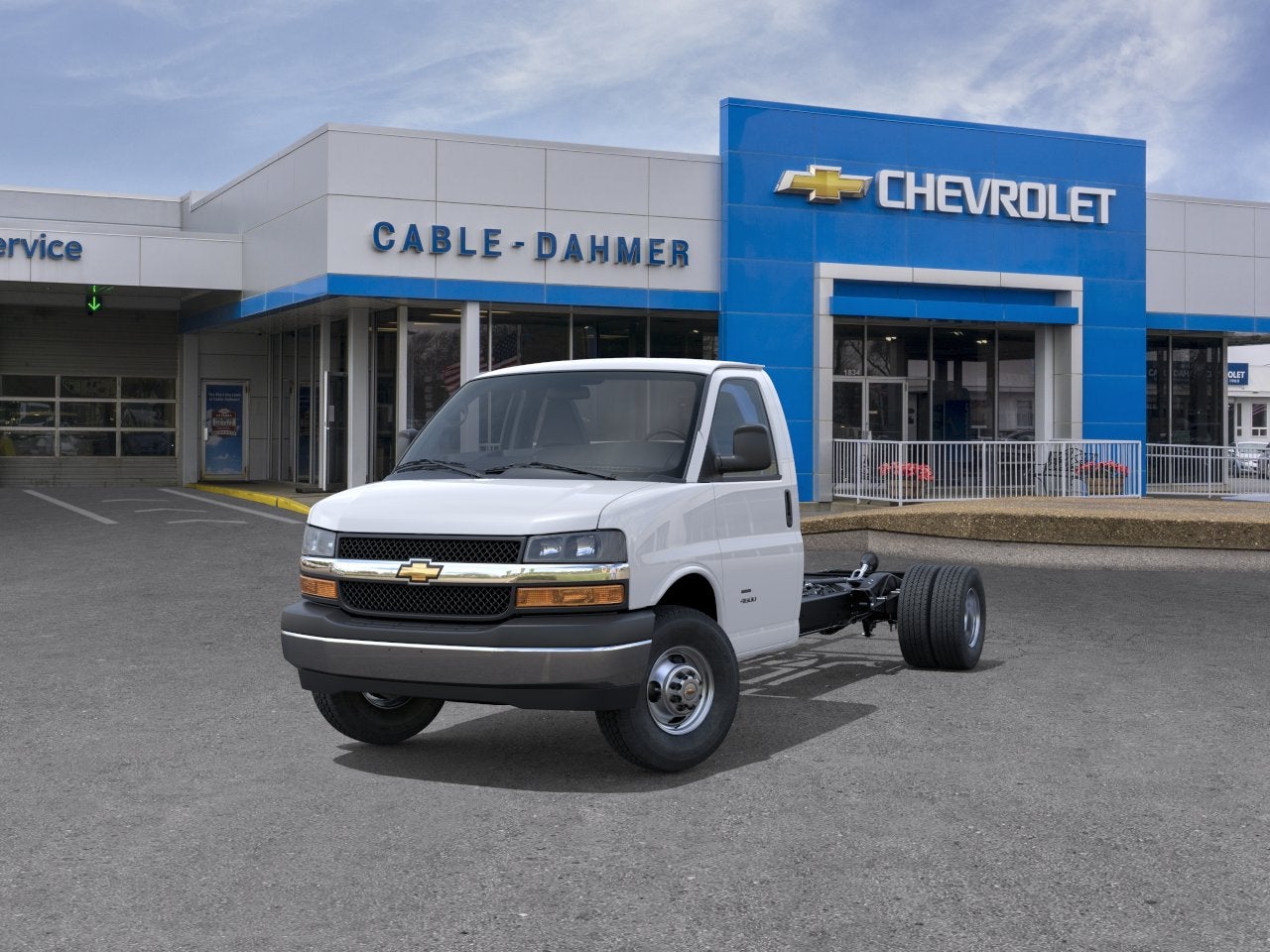 2026 Chevrolet Express Cutaway 3500 1WT